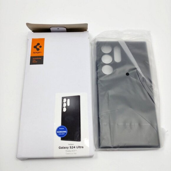 Spigen Thin Fit Phone Black Case for Samsung Galaxy S24 Ultra ACS07281 NEW - Picture 1 of 5